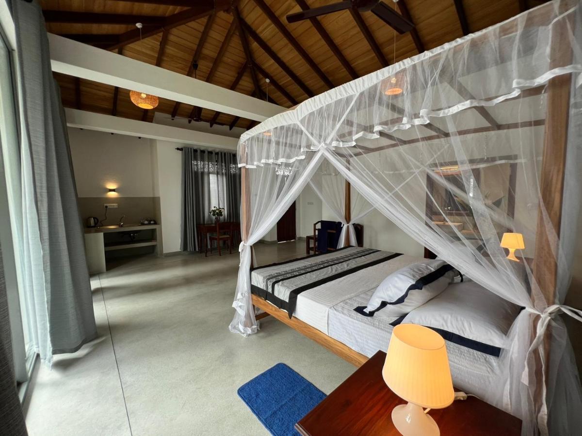 Galawatta Beach Resort Unawatuna Exterior photo