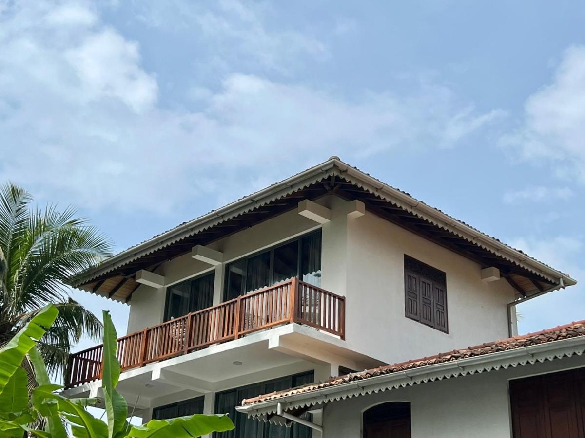 Galawatta Beach Resort Unawatuna Exterior photo
