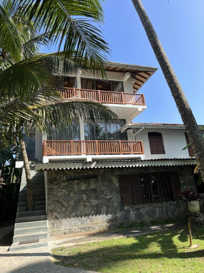 Galawatta Beach Resort Unawatuna Exterior photo