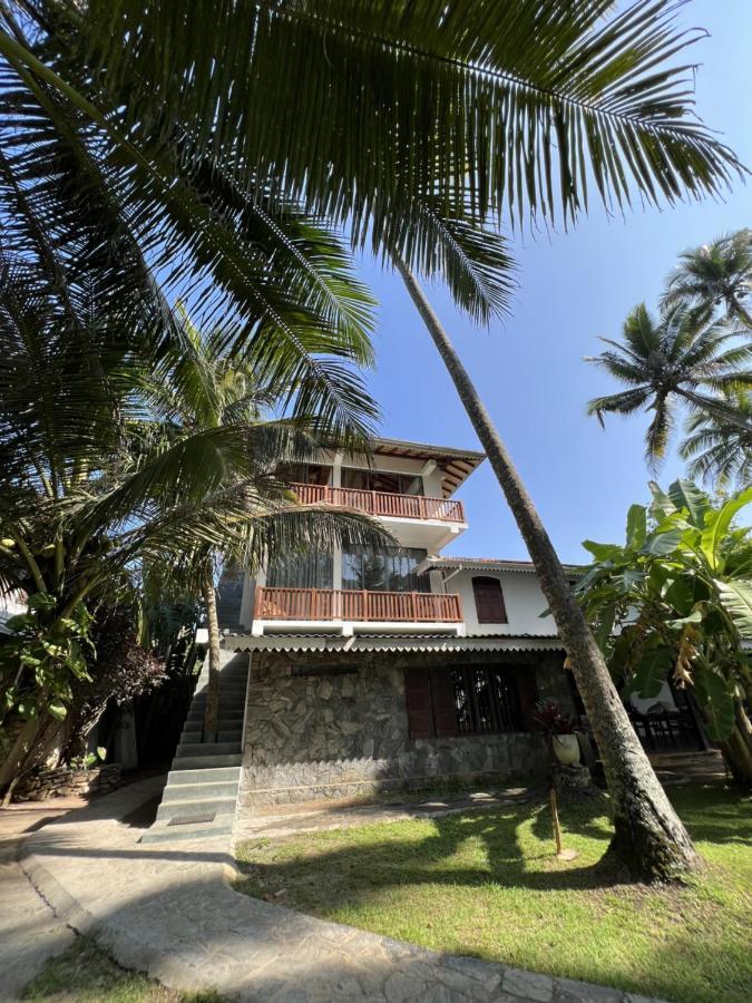 Galawatta Beach Resort Unawatuna Exterior photo