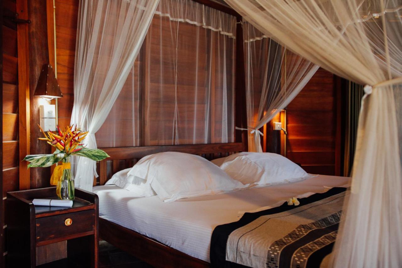 Galawatta Beach Resort Unawatuna Exterior photo